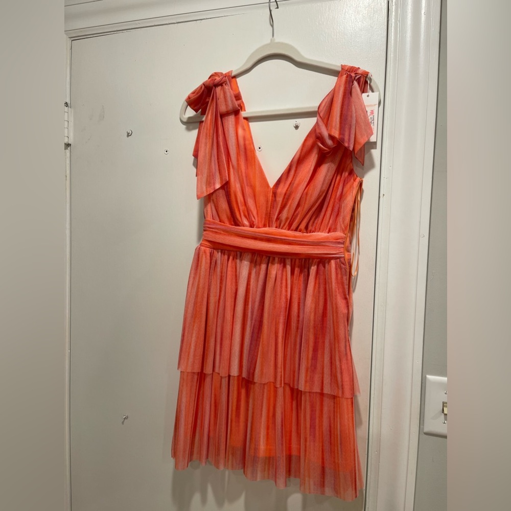 Dress - Picture 2 of 2
